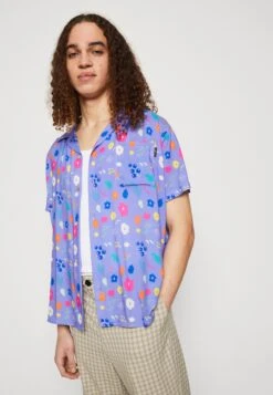 Kaotiko Shirt Wild Flower Unisex - Camisa - Niagara -Kaotiko Tienda 03a2cca5bb8e4402b42d5e494ac05a9f