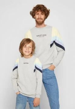 Kaotiko Crew Seattle Unisex - Sudadera - Gris/Amarillo/Verde 11 Kaotiko Crew Seattle Unisex - Sudadera - Gris/Amarillo/Verde -Kaotiko Tienda 1100f9fc57f947859e6df029764839c6