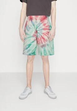 Kaotiko Tie Dye Spiral Unisex - Shorts - Green/Burgundy/Grape