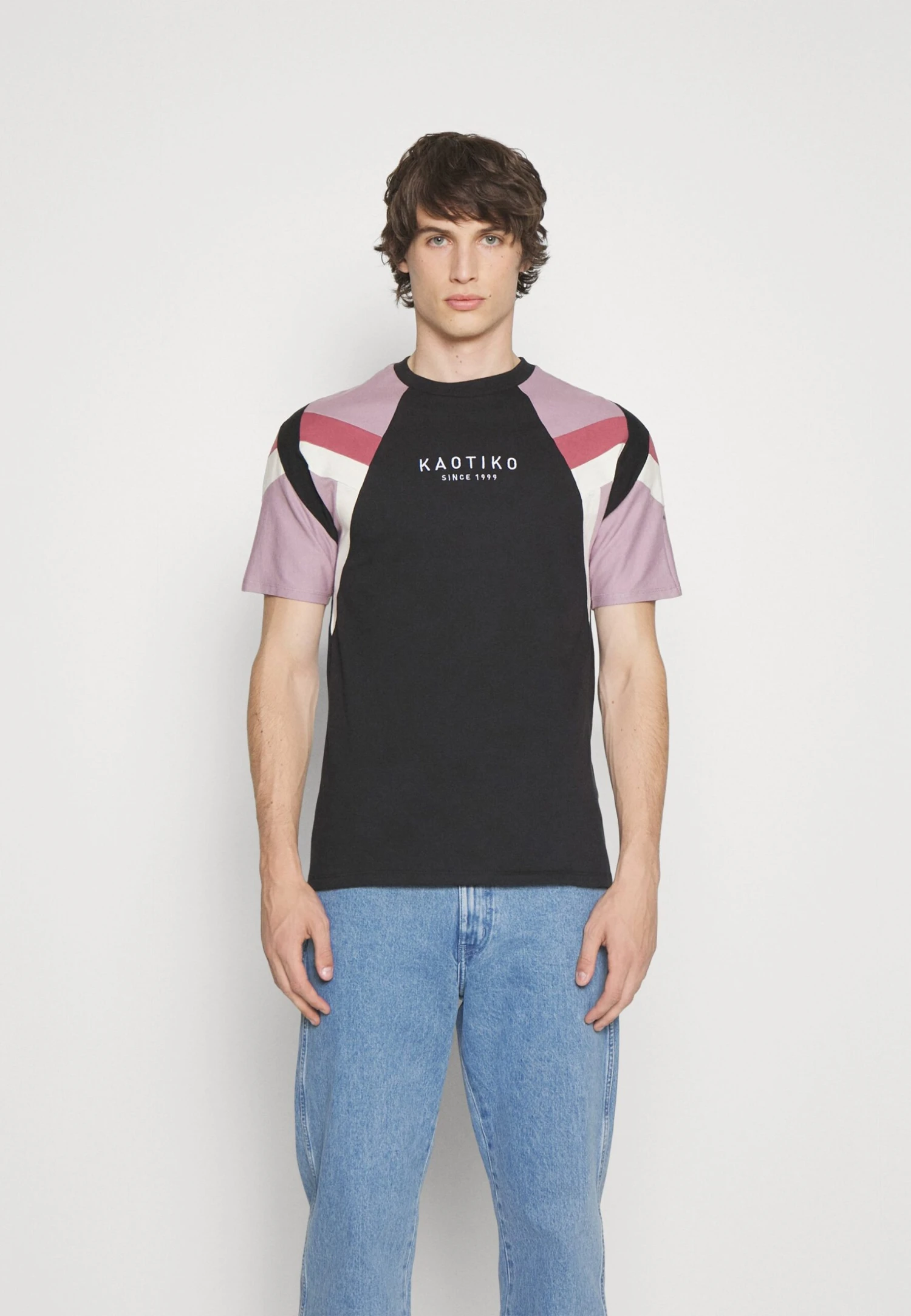 Kaotiko Joss Unisex - Camiseta Estampada - Black/Malva/Burgundy 3 Kaotiko Joss Unisex - Camiseta Estampada - Black/Malva/Burgundy