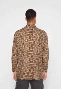 Kaotiko Ethnic Unisex - Camisa - Ecru 10 Kaotiko Ethnic Unisex - Camisa - Ecru -Kaotiko Tienda 3497cbedc6ad452b9b6dd771471eecaf