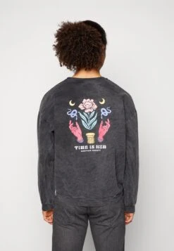 Kaotiko Crew Washed Time Is Now - Sudadera - Black