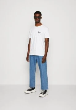 Kaotiko Washed Bowling Unisex - Camiseta Estampada - White -Kaotiko Tienda 435f956106934328af34a01ce5db3bee