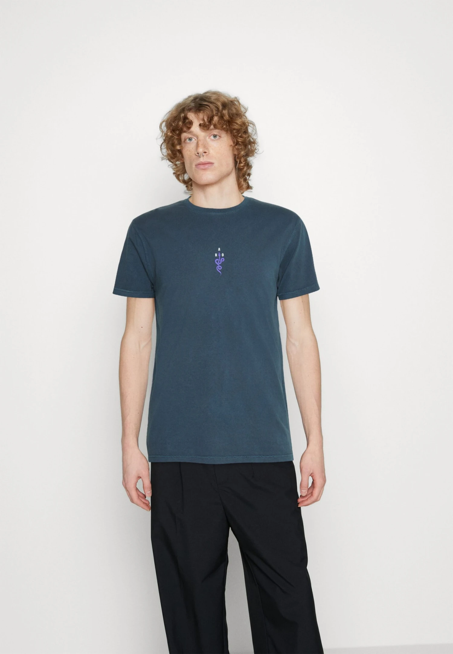 Kaotiko Washed Luck Takes Unisex - Camiseta Estampada - Navy 3 Kaotiko Washed Luck Takes Unisex - Camiseta Estampada - Navy