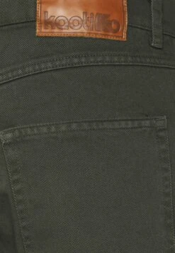 Kaotiko Pant Regular Cropped - Pantalones - Dark Army -Kaotiko Tienda 4f21e880757d49eba804d1dc767c8f34