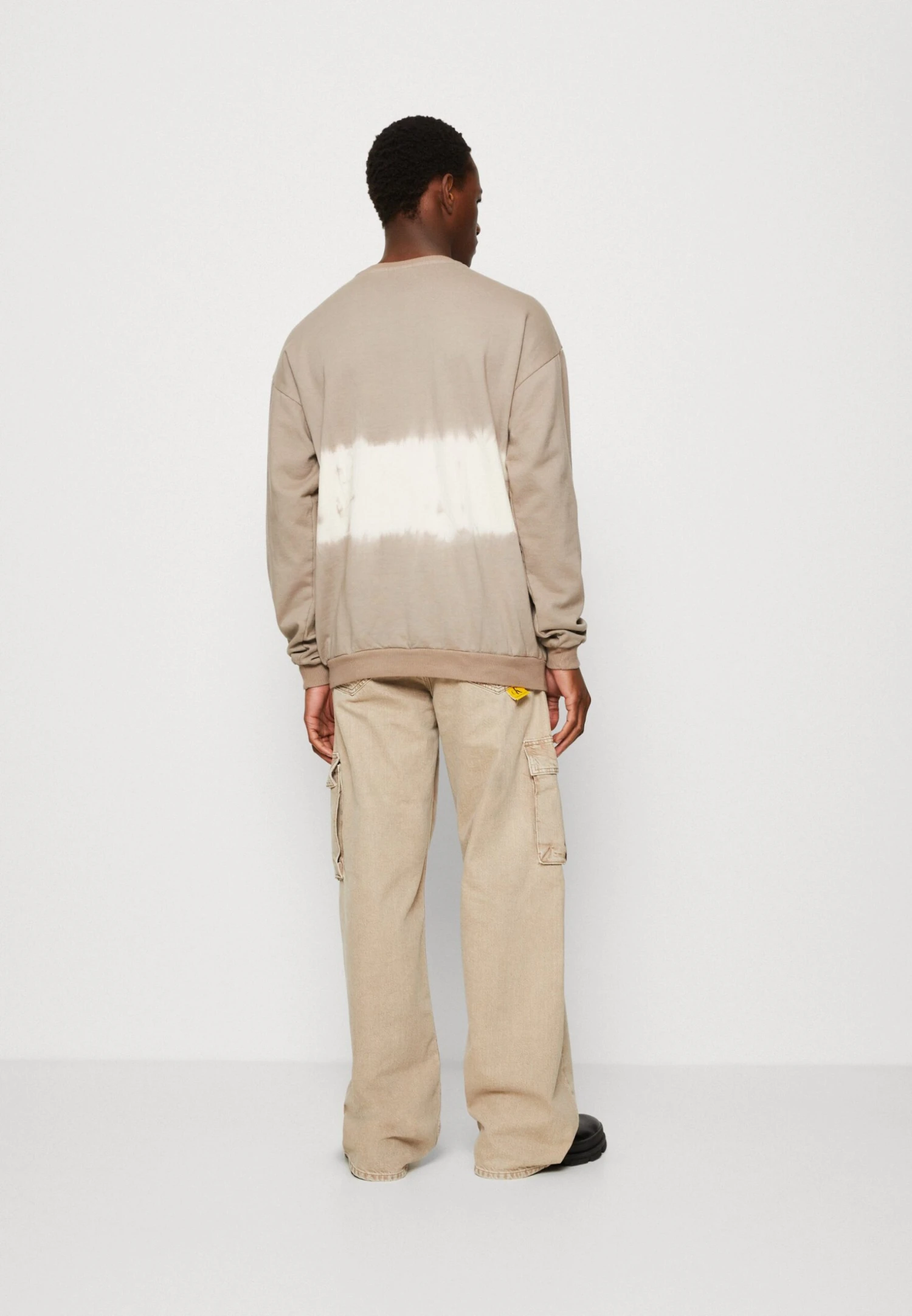 Kaotiko Crew Unisex - Sudadera - Rose Toasted 5 Kaotiko Crew Unisex - Sudadera - Rose Toasted - Image 3