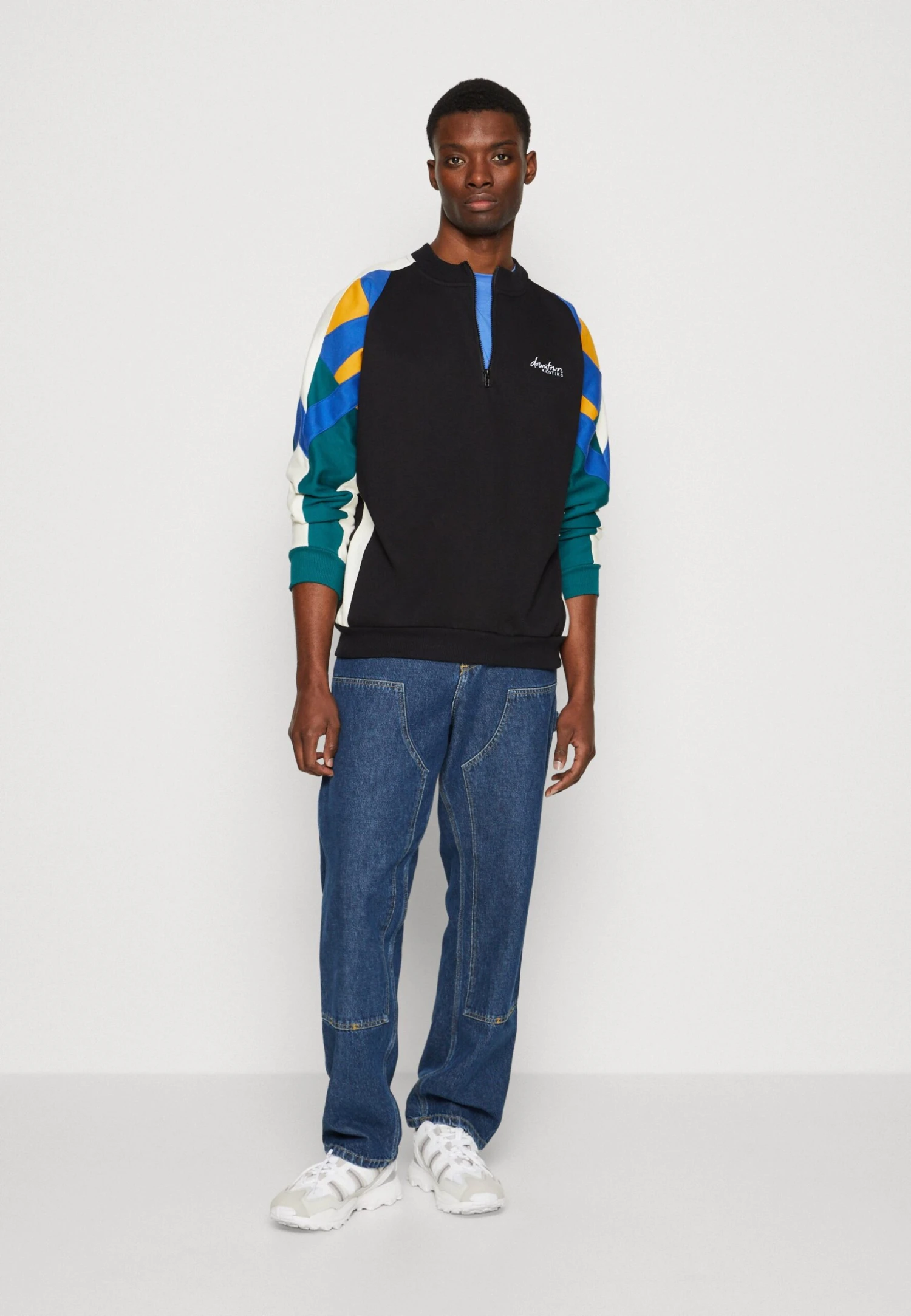 Kaotiko Crew Keoni Unisex - Sudadera - Black/Azafran/Royal 4 Kaotiko Crew Keoni Unisex - Sudadera - Black/Azafran/Royal - Image 2