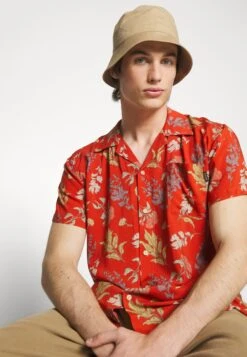 Kaotiko Carnation Unisex - Camisa - Red -Kaotiko Tienda 60686eae8e4e4af1915a9b8baf32c7d4