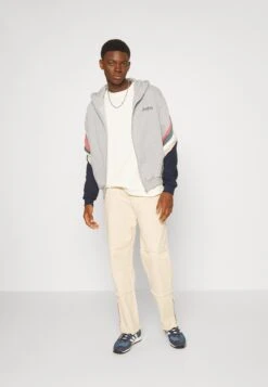 Kaotiko Crem Walker Unisex - Sudadera Con Cremallera - Grey/Burg/Beige -Kaotiko Tienda 6b2dc1ac3417410091bfc941e45810d0