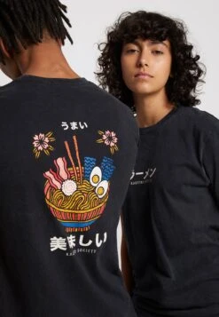 Kaotiko Washed Ramen - Camiseta Estampada - Black -Kaotiko Tienda 6e0520c62b0746399604b2de5bc62959