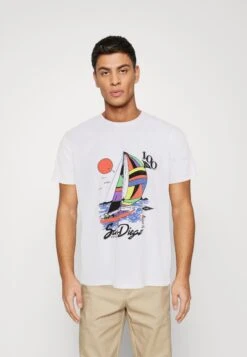 Kaotiko Washed San Diego Unisex - Camiseta Estampada - White