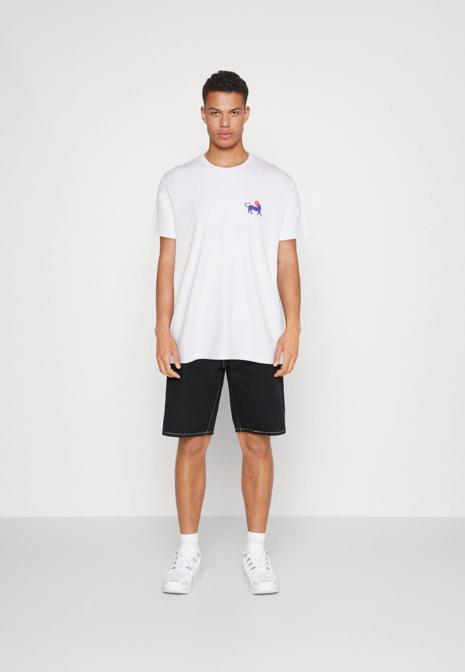 Kaotiko Washed Ocult Unisex - Camiseta Estampada - White 4 Kaotiko Washed Ocult Unisex - Camiseta Estampada - White - Image 2