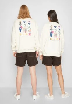 Kaotiko Crew Minimal Unisex - Sudadera - Ivory -Kaotiko Tienda 83016a41c98b4eafb5308776ca815ce2