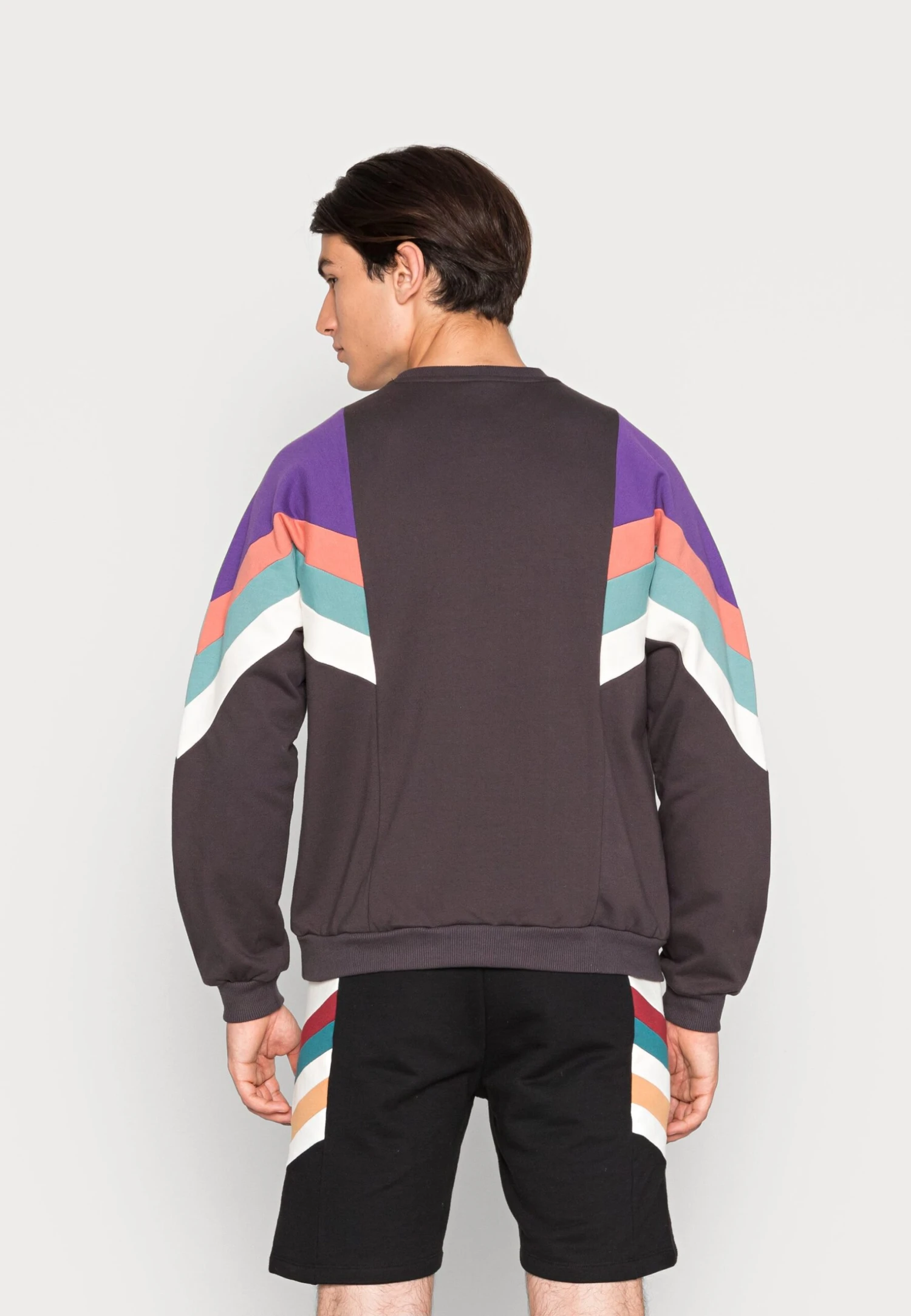 Kaotiko Crew Seattle Unisex - Sudadera - Black/Purple/Rouge 5 Kaotiko Crew Seattle Unisex - Sudadera - Black/Purple/Rouge - Image 3