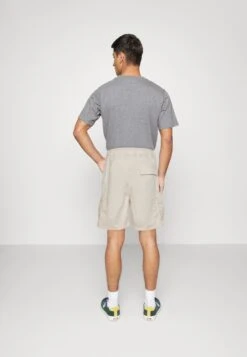 Kaotiko Cargo Moon Unisex - Shorts - Ivory -Kaotiko Tienda 9b7d05cf08664345ba6c948c3ed5bf2e