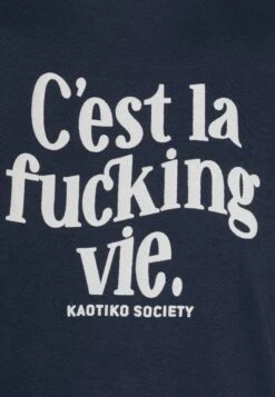 Kaotiko C´Est La Vie Unisex - Camiseta Estampada - Navy 12 Kaotiko C´Est La Vie Unisex - Camiseta Estampada - Navy -Kaotiko Tienda 9bc70217a4284e31bd513d122512813e