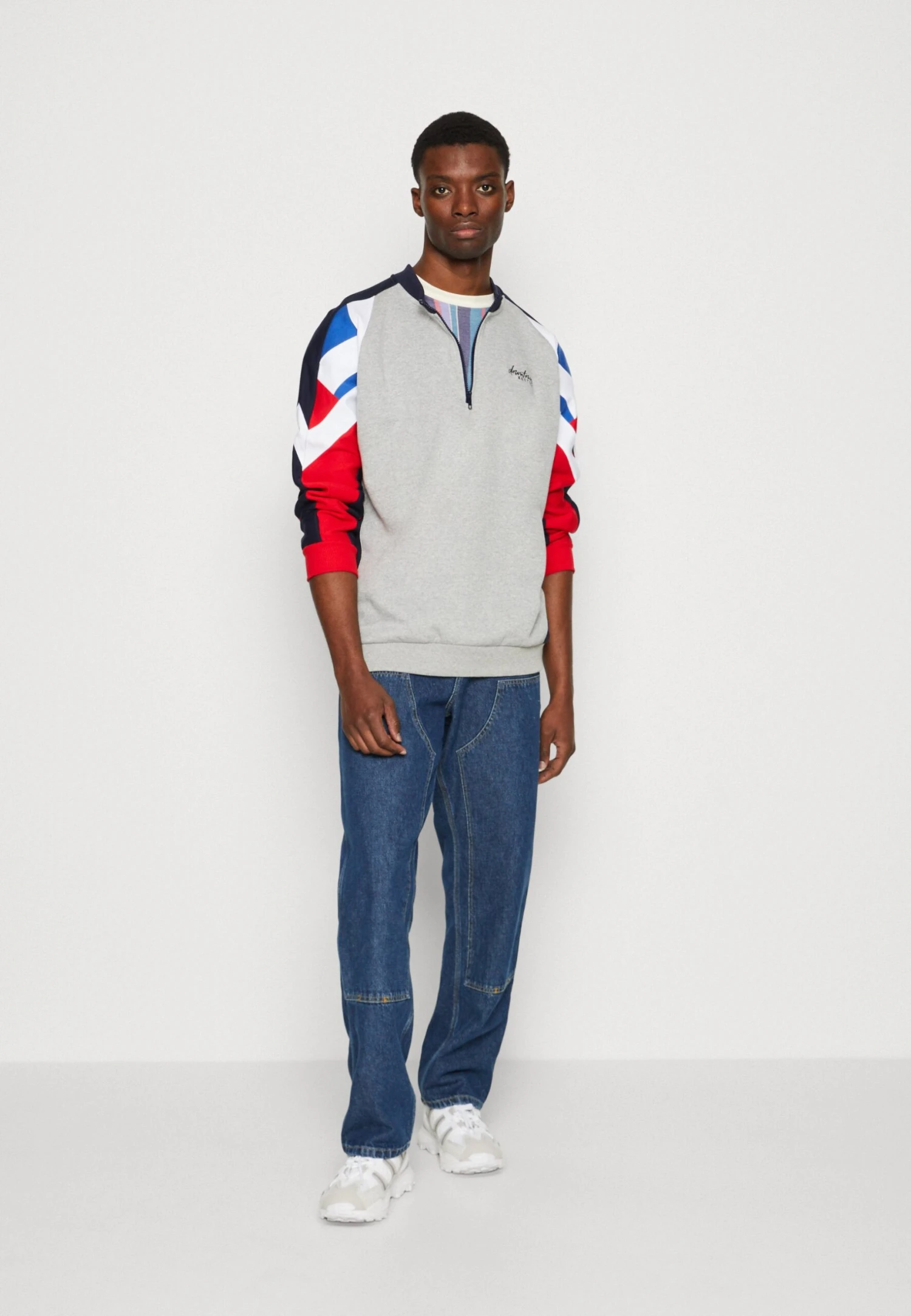 Kaotiko Crew Keoni Unisex - Sudadera - Grey/Royal/Red 4 Kaotiko Crew Keoni Unisex - Sudadera - Grey/Royal/Red - Image 2