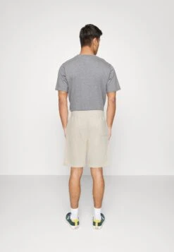 Kaotiko Unisex - Shorts - Ivory -Kaotiko Tienda b8e6804504584ab99056f2e2c0c37062