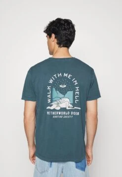 Kaotiko Washed Netherworld Door Unisex - Camiseta Estampada - Navy -Kaotiko Tienda c63a3a9f9b1247bcb82d6697a7b6c46d