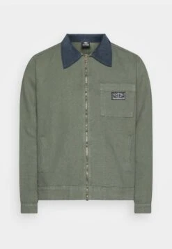 Kaotiko Chaq Boston Unisex - Chaqueta Fina - Army -Kaotiko Tienda ca27994052d94c6c955874d1a7d89a62