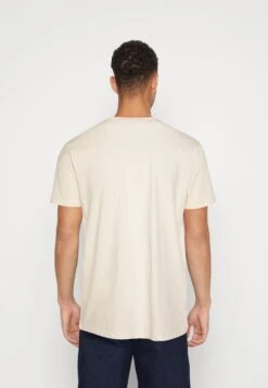 Kaotiko Washed Fleurs - Camiseta Estampada - Ivory -Kaotiko Tienda cdc5c3019cab4c98b3c876ee5f621e25