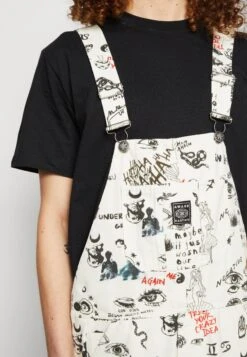 Kaotiko Overall Underground Unisex - Peto - Ivory -Kaotiko Tienda cfaaa31a3f8b42d891f3fb3d87df50d3