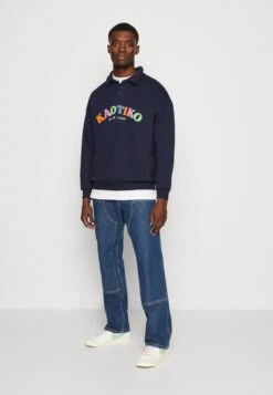 Kaotiko Crew Darel Unisex - Sudadera - Navy -Kaotiko Tienda d3e187781d8c401eb4215209e4aa9089