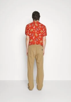 Kaotiko Pant Parachute Unisex - Pantalones - Camel -Kaotiko Tienda e6737c00920945a28926abca288737cb