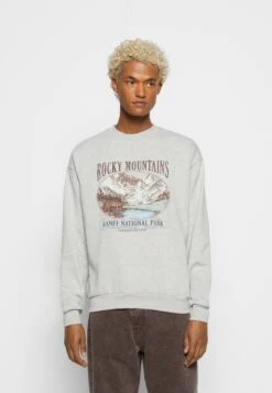 Kaotiko Crew Rocks Mountains Unisex - Sudadera - Grey -Kaotiko Tienda ebdf794c99974367bff2393a8786e331