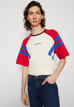 Kaotiko Levin Unisex - Camiseta Estampada - Ivory/Red/Royal -Kaotiko Tienda f592d1befef5474fa0402df0cde9c195