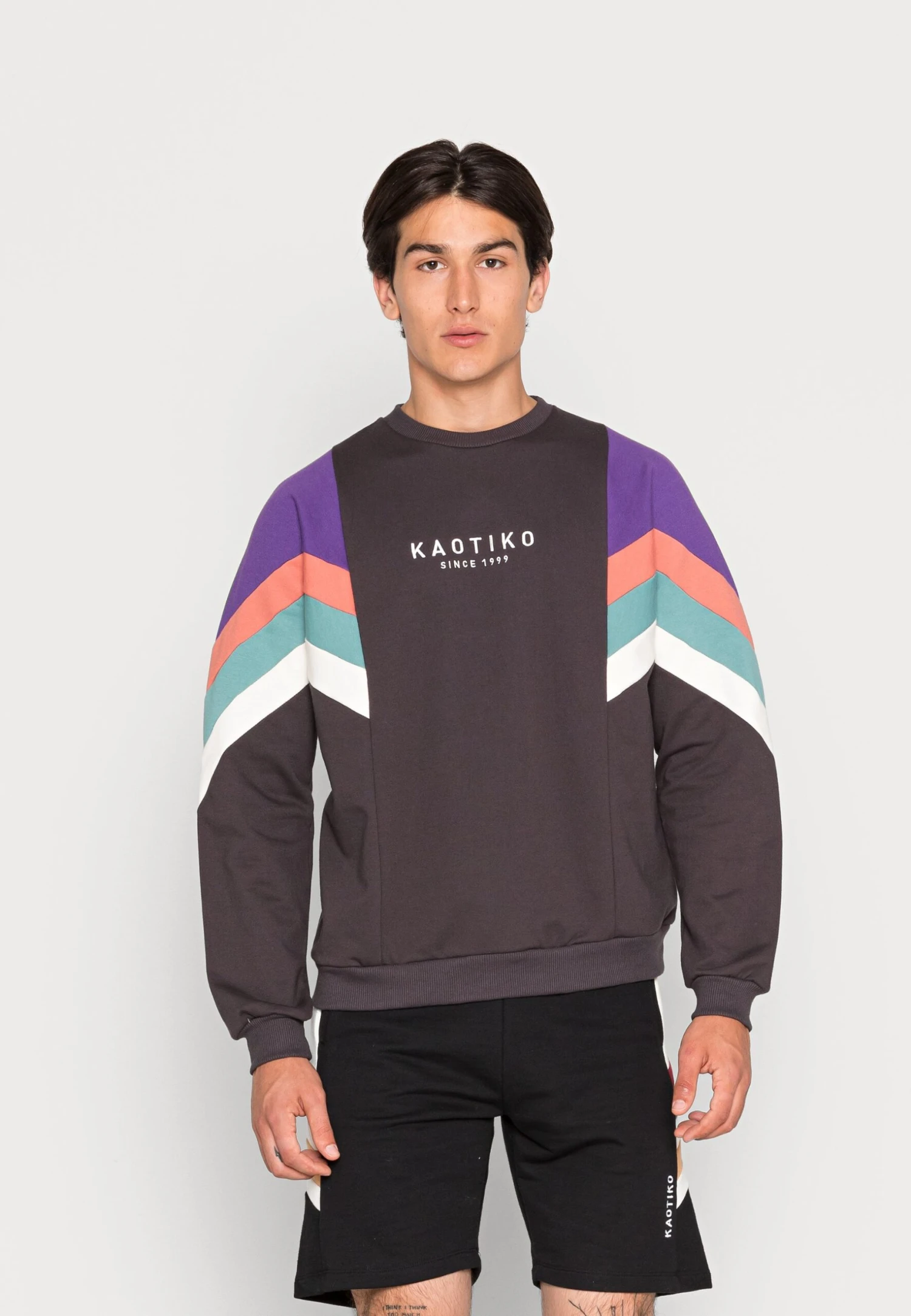 Kaotiko Crew Seattle Unisex - Sudadera - Black/Purple/Rouge 3 Kaotiko Crew Seattle Unisex - Sudadera - Black/Purple/Rouge
