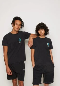 Kaotiko Washed Leopard - Camiseta Estampada - Black -Kaotiko Tienda f88df40db2a946338ede4d20d7b3333d